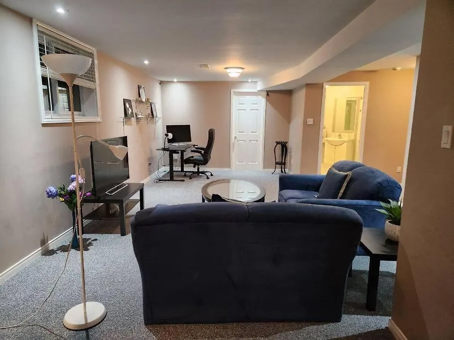 アパート Spacious & Comfortable 1Br Unit, Peaceful Setting オタワ